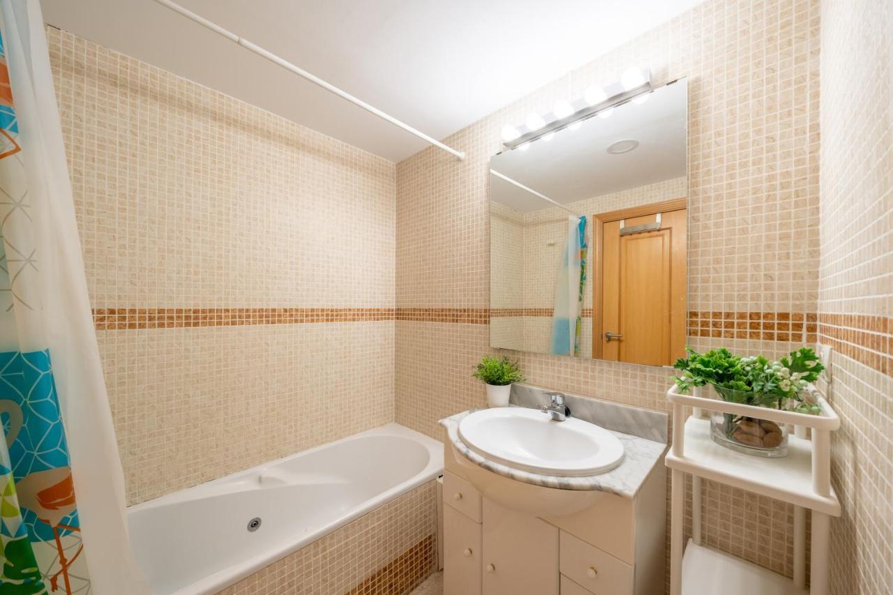 Apartamento Con Vistas Al Mar En Manilva Playa Luaran gambar