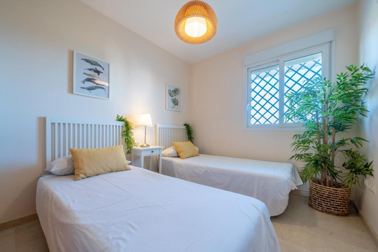 Apartamento Con Vistas Al Mar En Manilva Playa Luaran gambar
