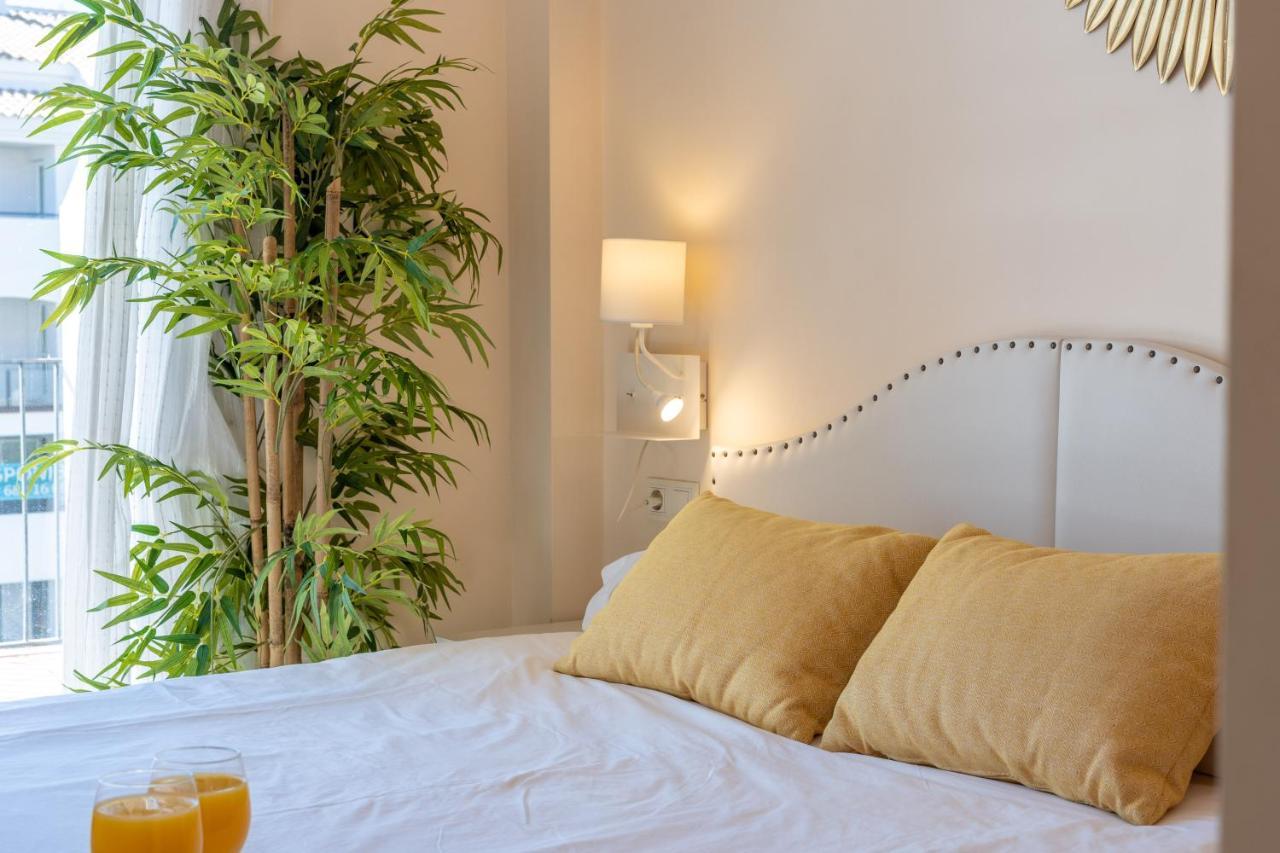 Apartamento Con Vistas Al Mar En Manilva Playa Luaran gambar