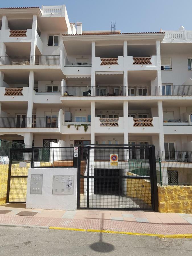 Apartamento Con Vistas Al Mar En Manilva Playa Luaran gambar